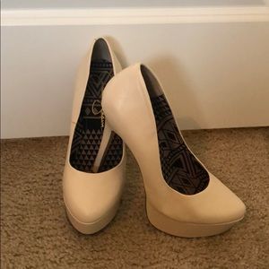 Off white heels